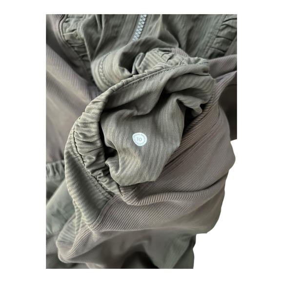 Lululemon Dance Studio Jacket III Reversible Olive Green Zip Up Hoodie Size 10 - Picture 9 of 15